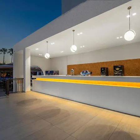 Hotel Ring